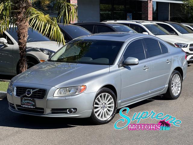 Silver 2012 Volvo S80 Sedan Front-Wheel Drive Automatic