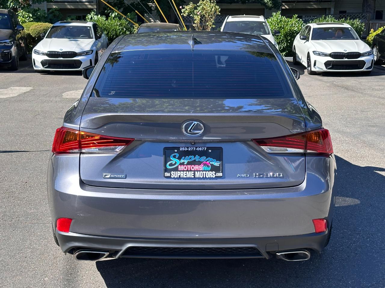 Lexus IS  2019