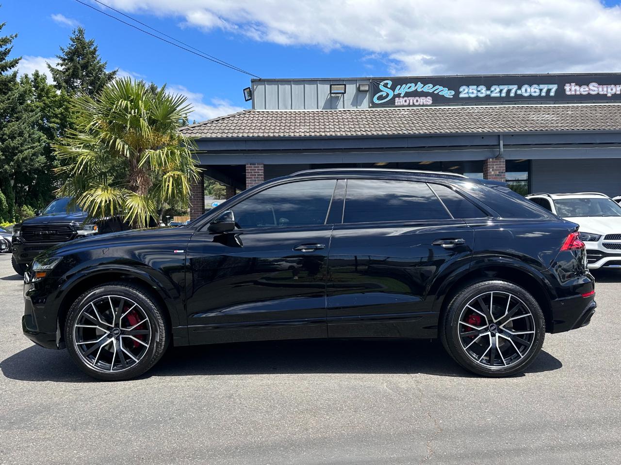 Audi Q8 Premium Plus 55 TFSI quattro 2021