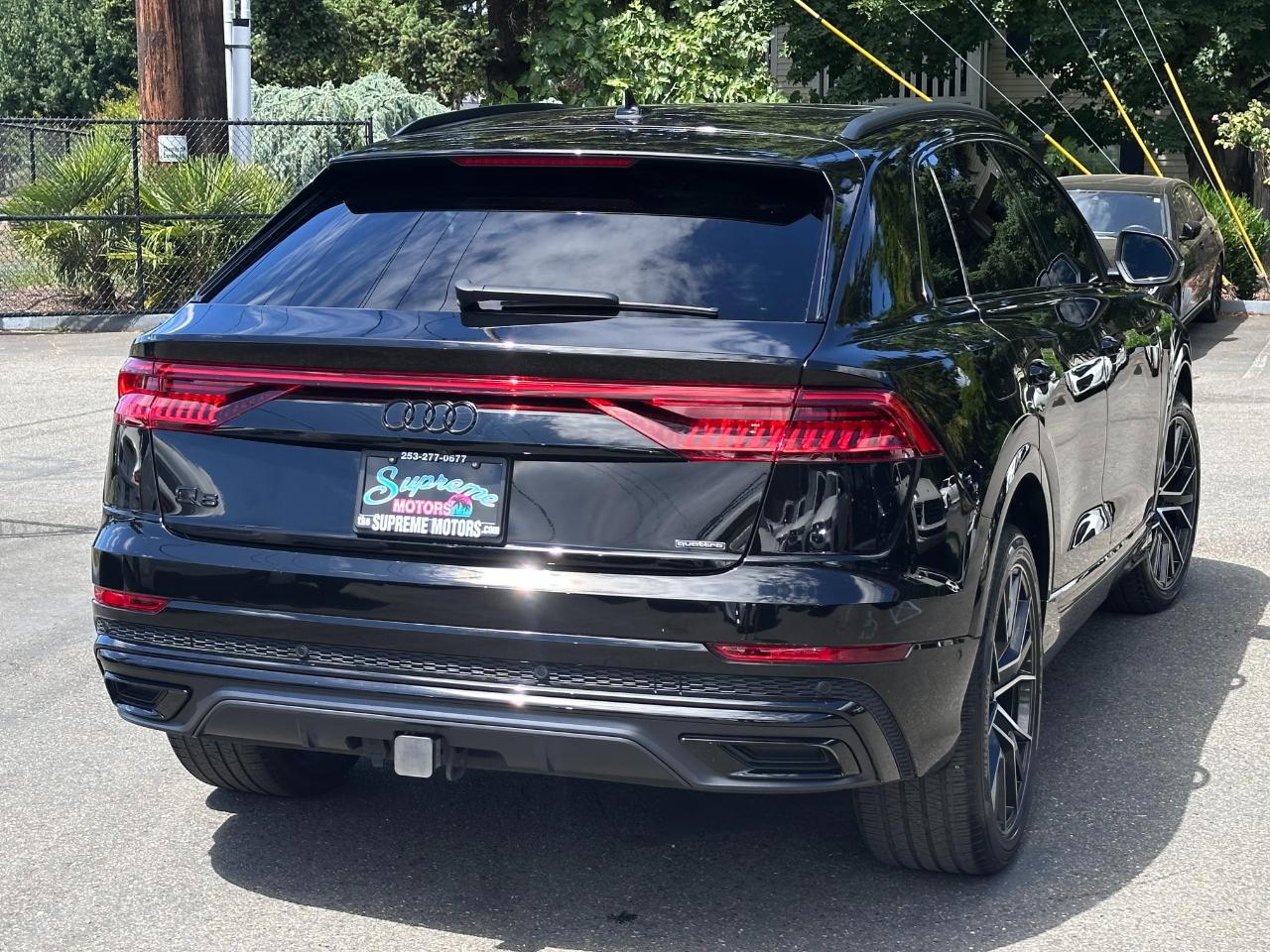 Audi Q8 Premium Plus 55 TFSI quattro 2021