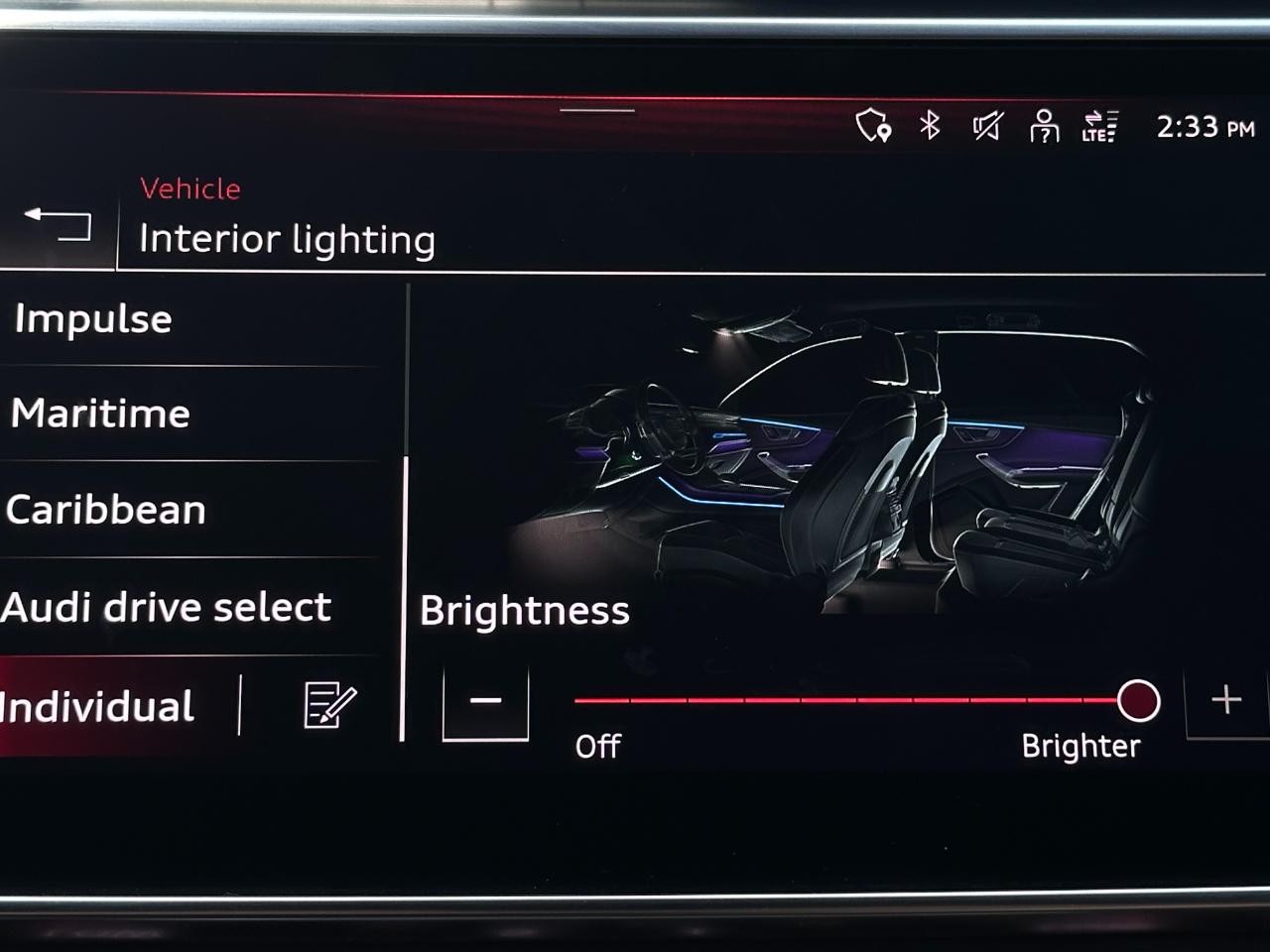 Audi Q8 Premium Plus 55 TFSI quattro 2021