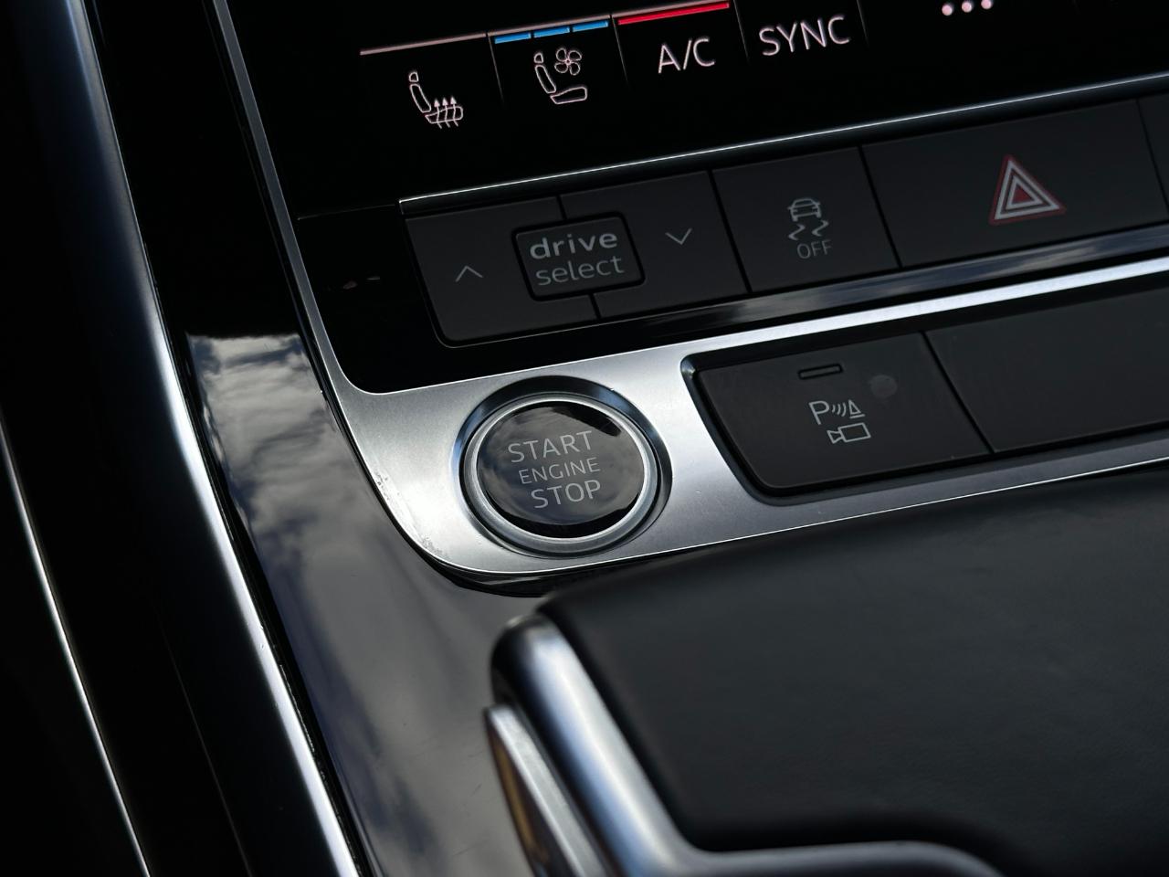Audi Q8 Premium Plus 55 TFSI quattro 2021