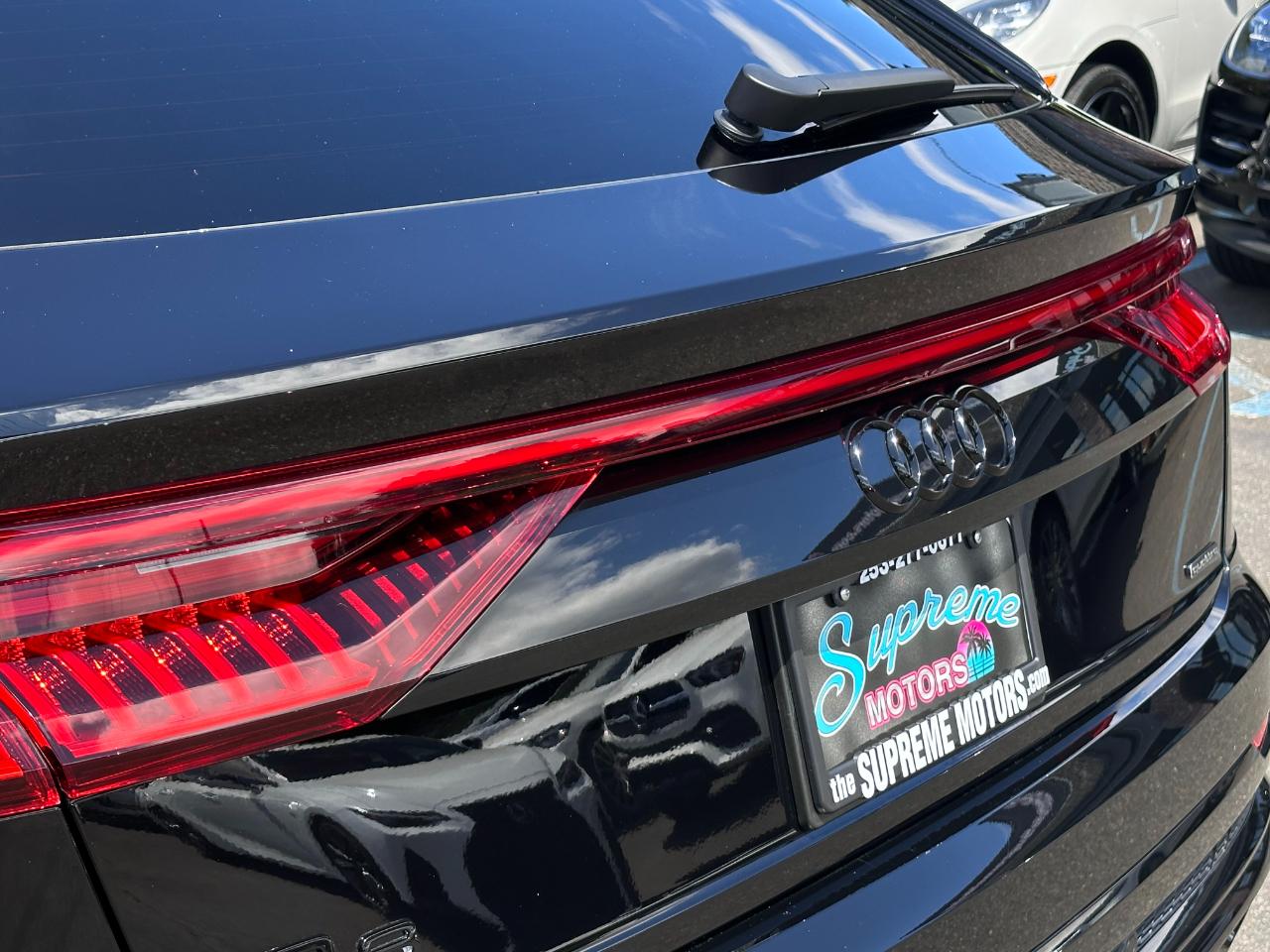 Audi Q8 Premium Plus 55 TFSI quattro 2021