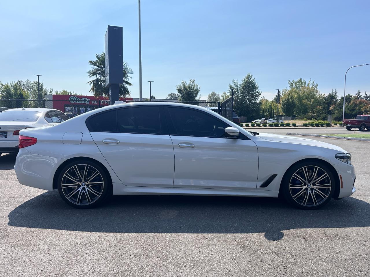 BMW 5 Series 540i Sedan 2017