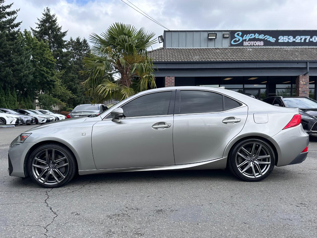 Lexus IS IS 300 RWD 2018
