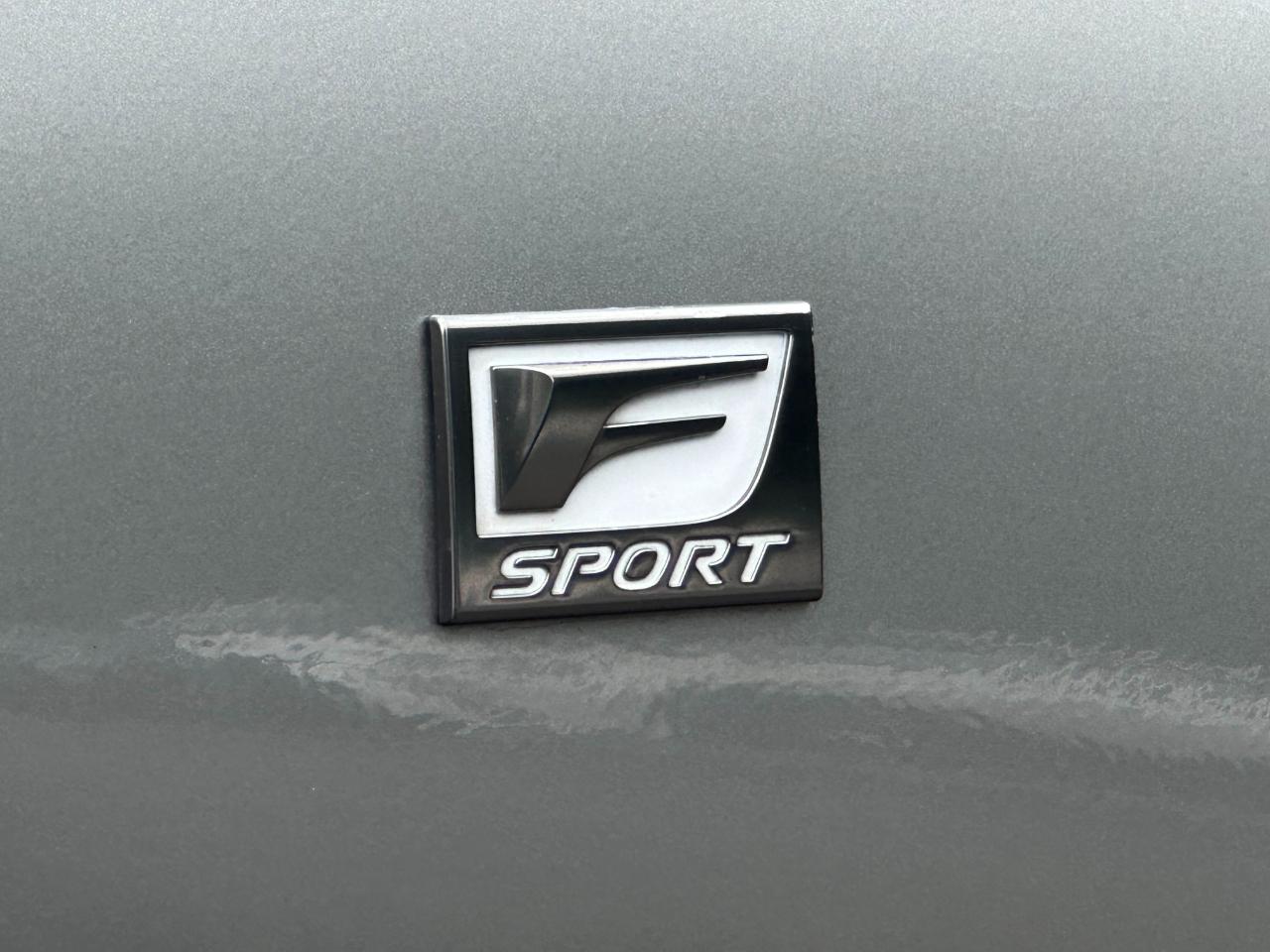 Lexus IS IS 300 RWD 2018