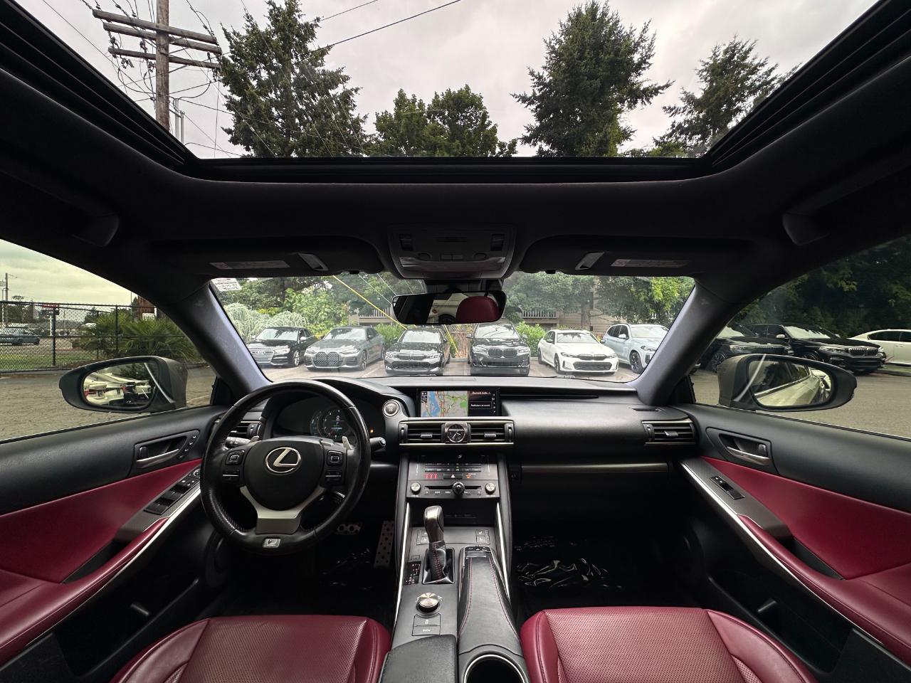 Lexus IS IS 300 RWD 2018