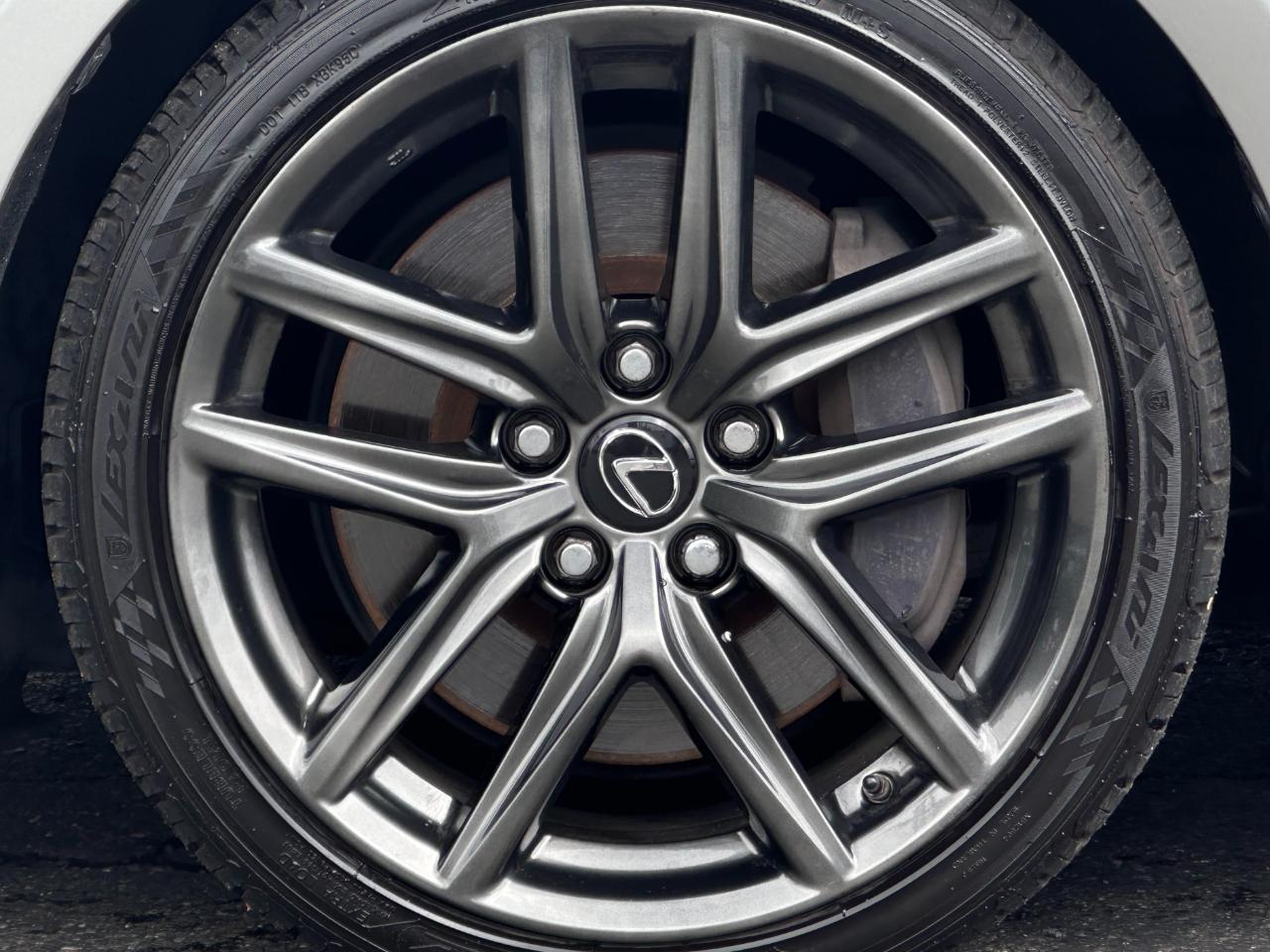Lexus IS IS 300 RWD 2018