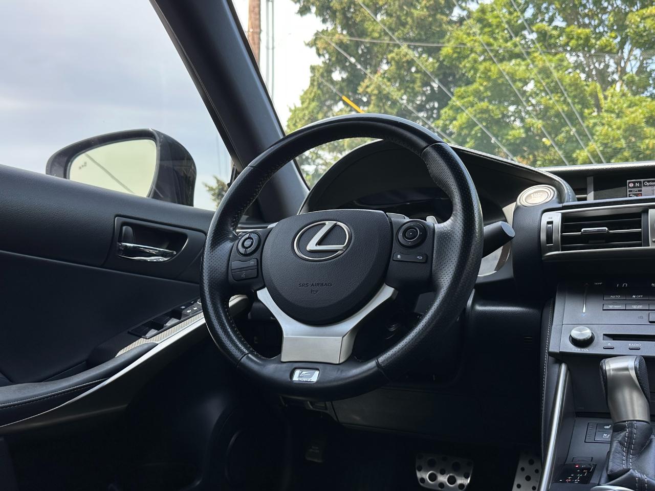 Lexus IS 250 4dr Sport Sdn RWD 2015