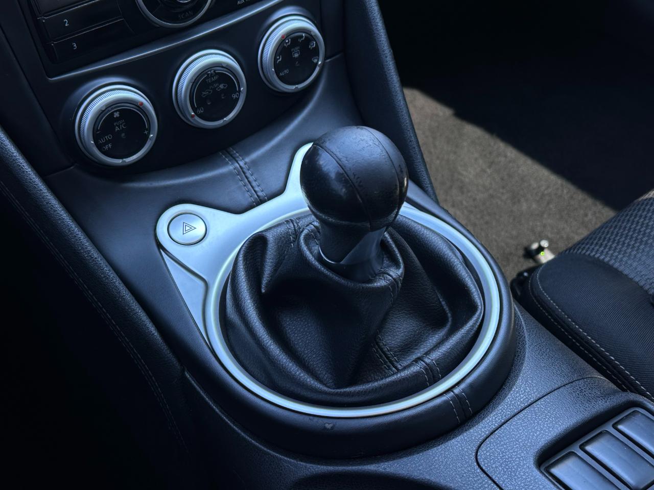 Nissan 370Z 2dr Cpe Manual 2014