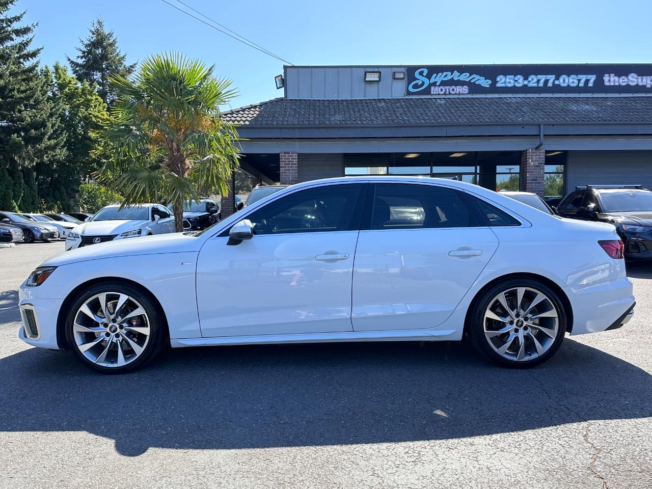 Audi A4 Sedan S line Premium Plus 45 TFSI quattro 2023