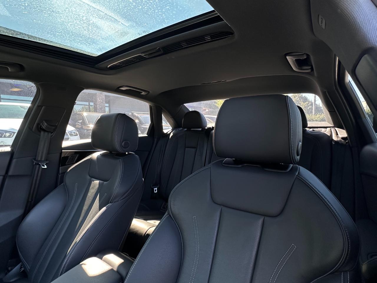 Audi A4 Sedan S line Premium Plus 45 TFSI quattro 2023