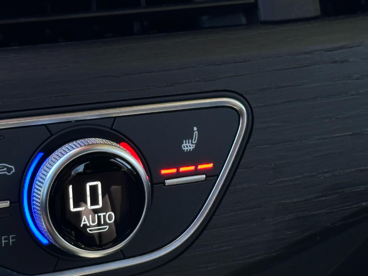 Audi A4 Sedan S line Premium Plus 45 TFSI quattro 2023