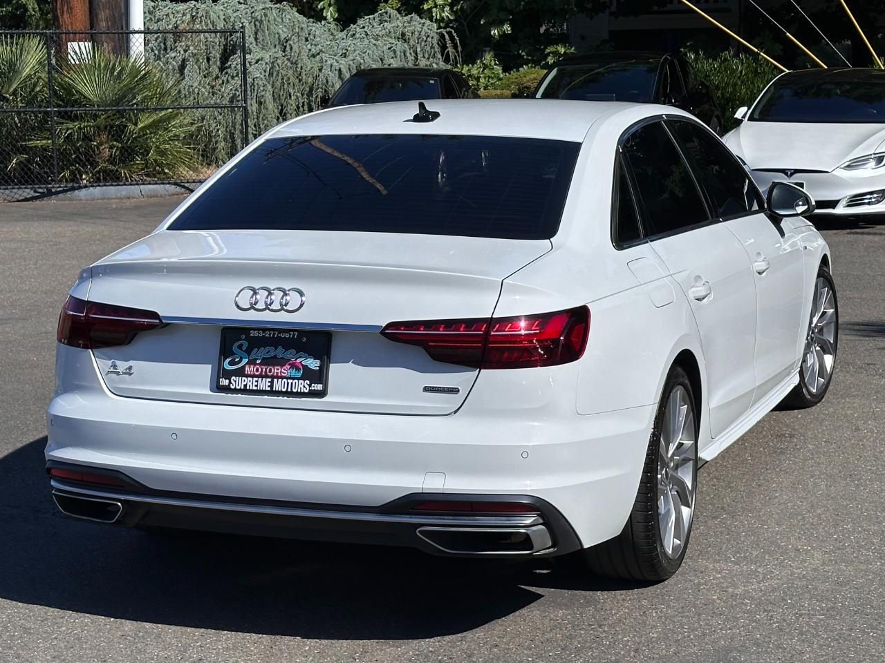 Audi A4 Sedan S line Premium Plus 45 TFSI quattro 2023