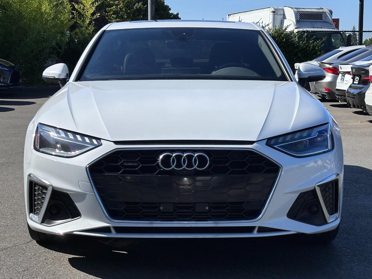 Audi A4 Sedan S line Premium Plus 45 TFSI quattro 2023