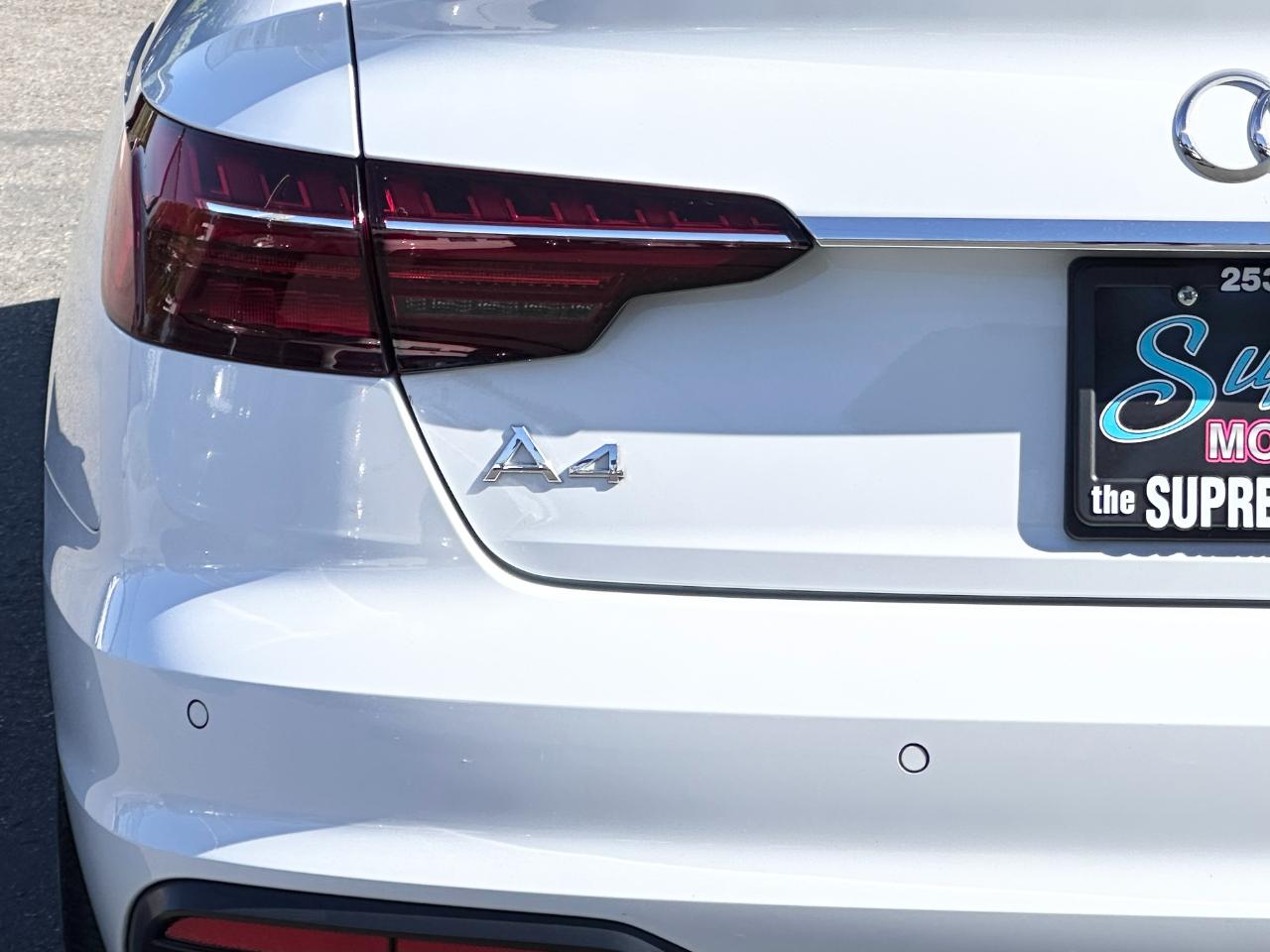 Audi A4 Sedan S line Premium Plus 45 TFSI quattro 2023
