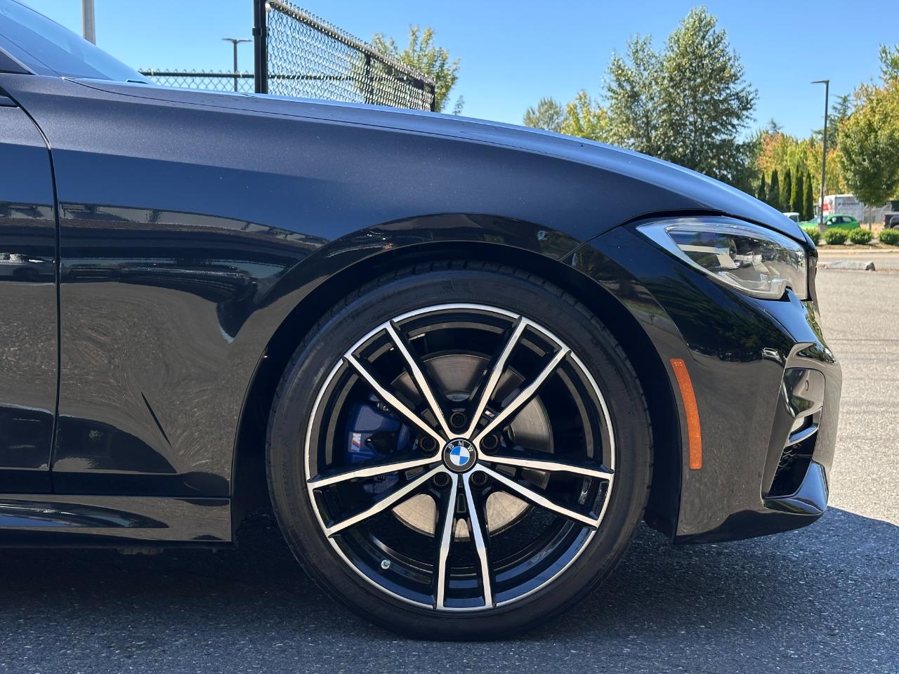 BMW 3 Series 330i Sedan 2019