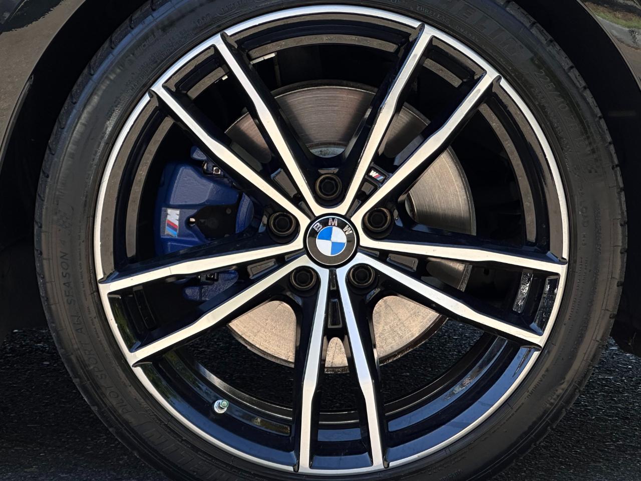 BMW 3 Series 330i Sedan 2019
