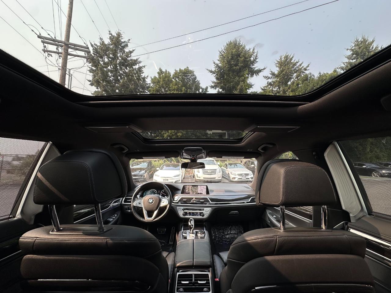 BMW 7 Series 740i Sedan 2019