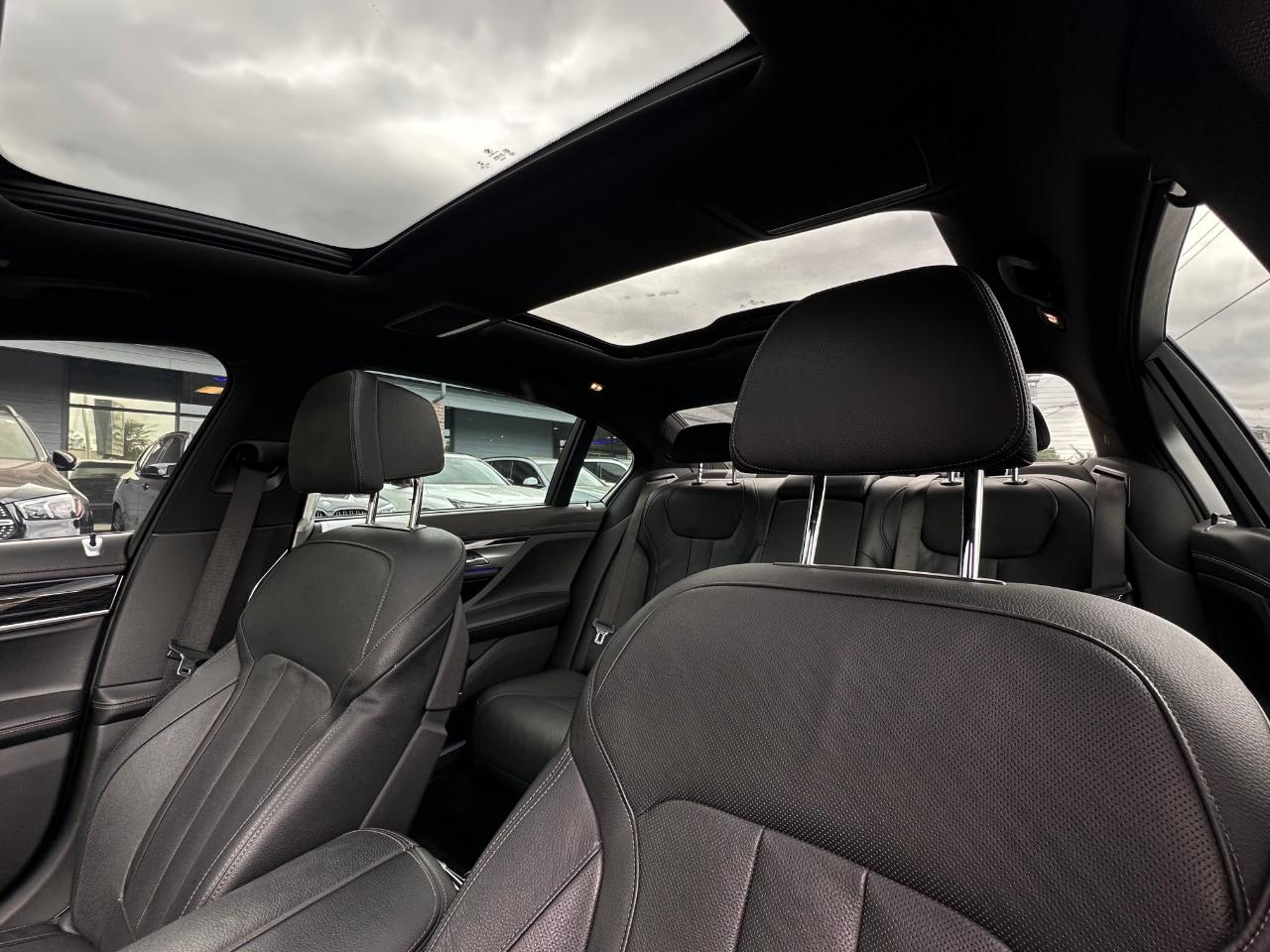 BMW 7 Series  2019