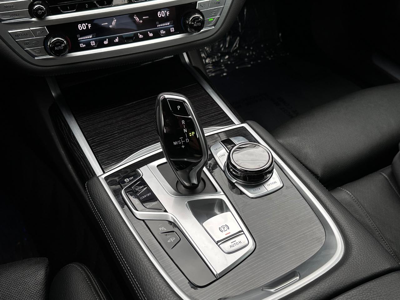 BMW 7 Series  2019