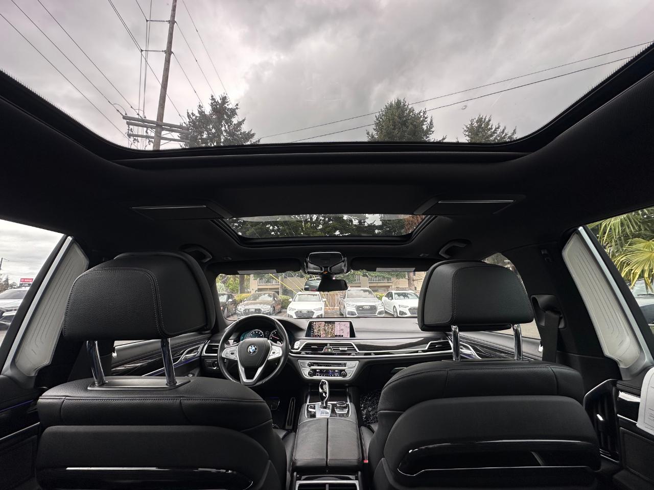 BMW 7 Series  2019