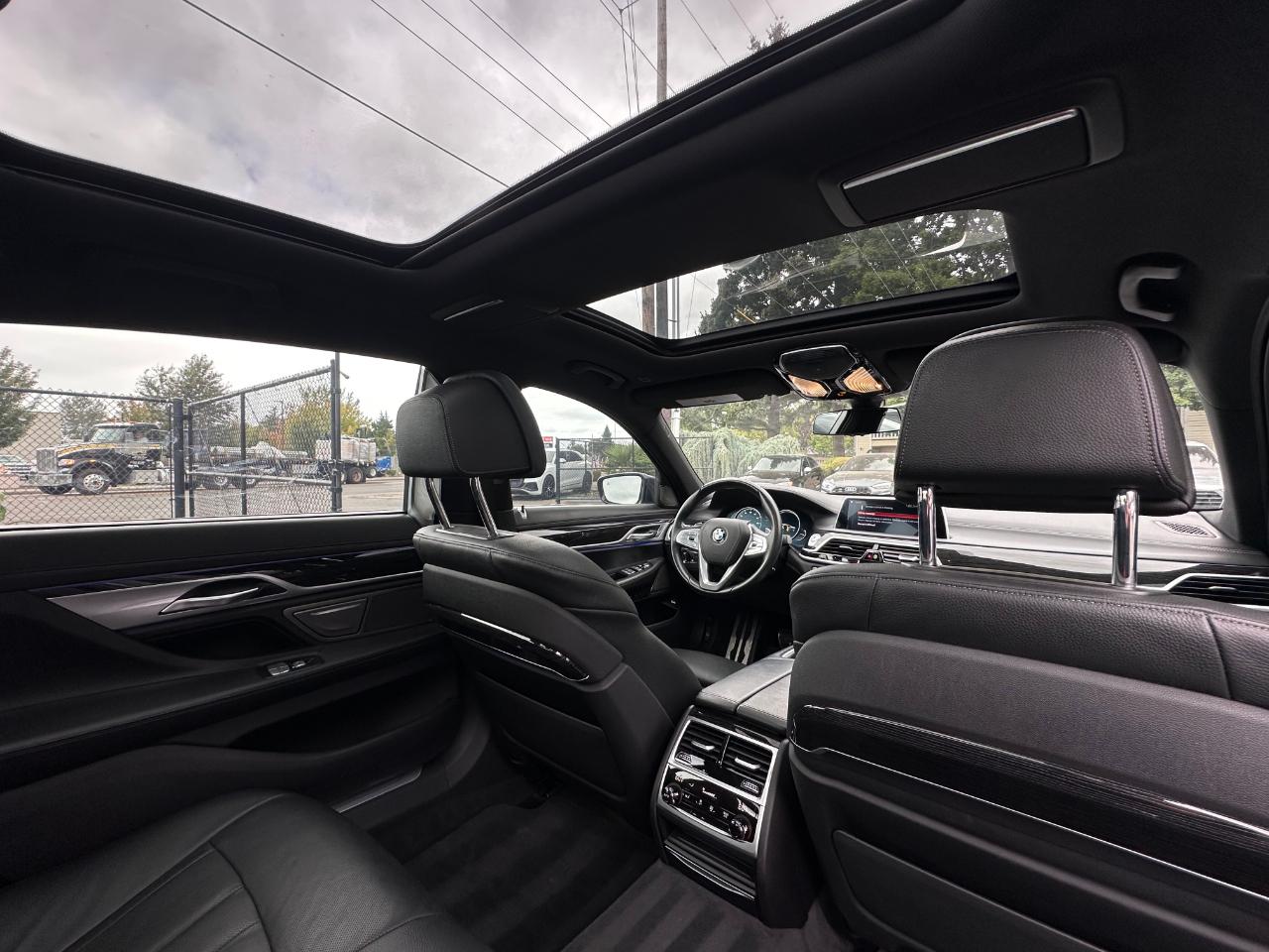 BMW 7 Series  2019