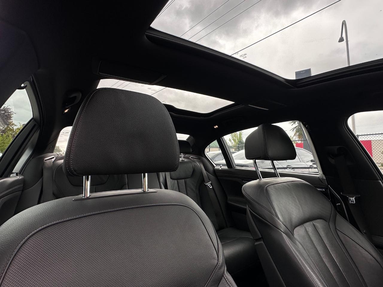 BMW 7 Series  2019