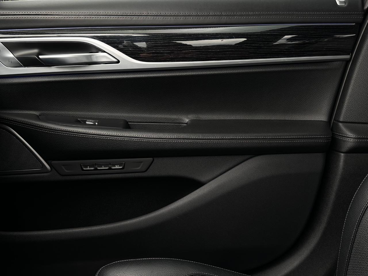 BMW 7 Series  2019