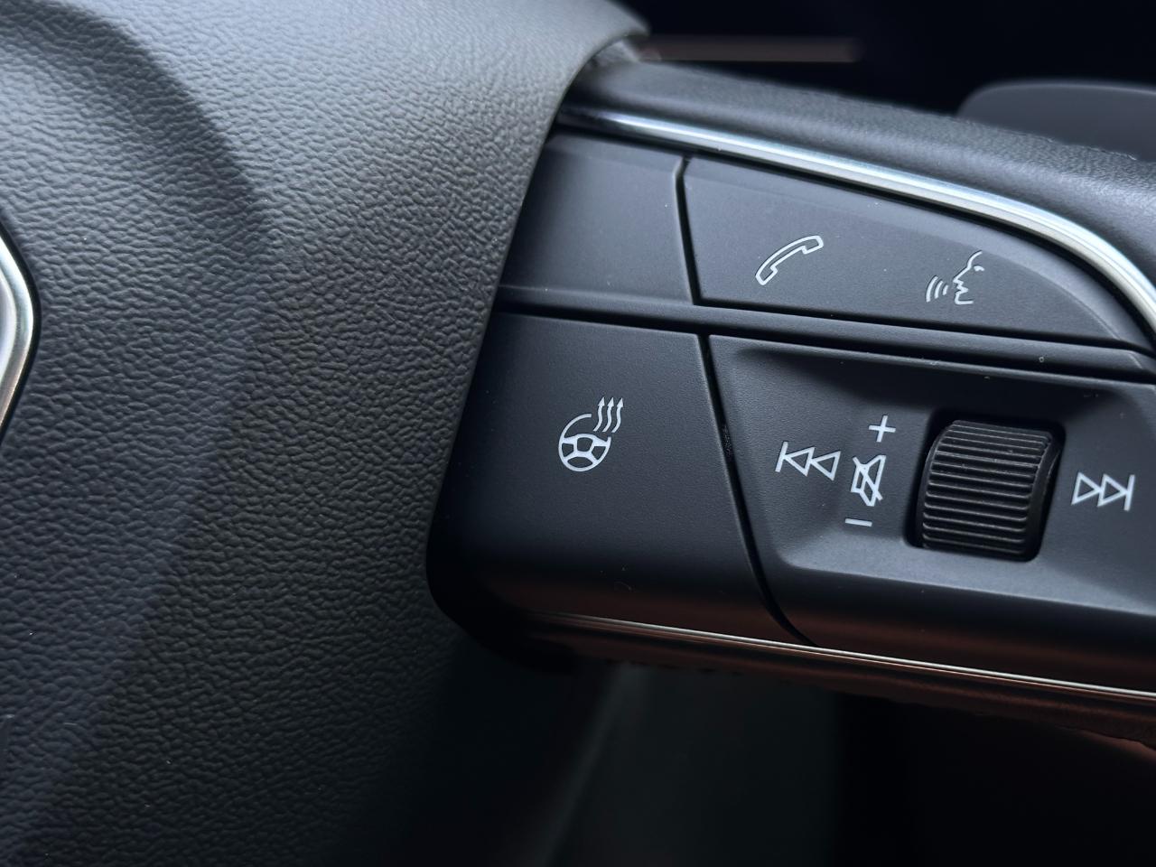 Audi A4 Sedan S line Premium Plus 45 TFSI quattro 2023