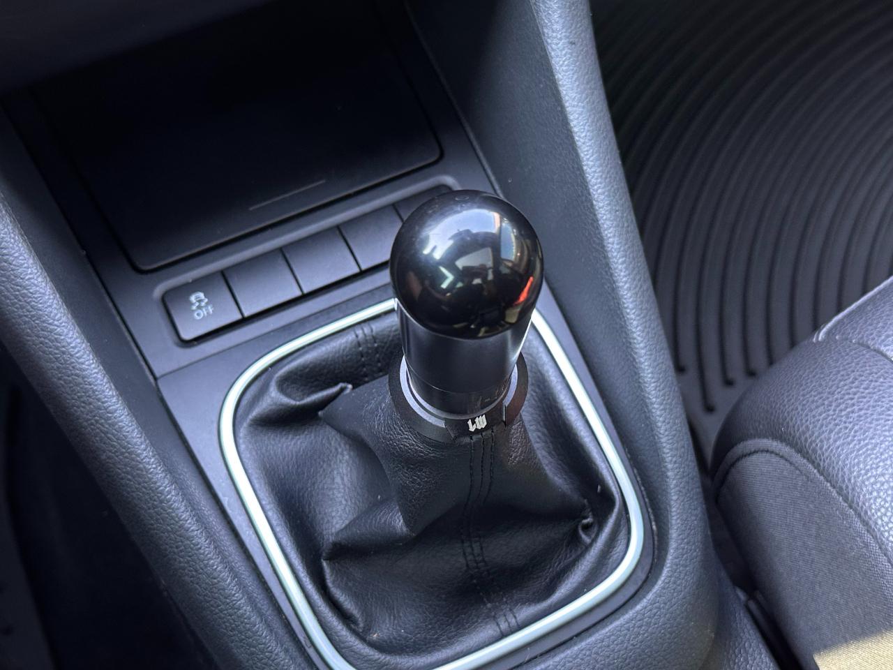 Volkswagen Jetta SportWagen 4dr Manual TDI 2014
