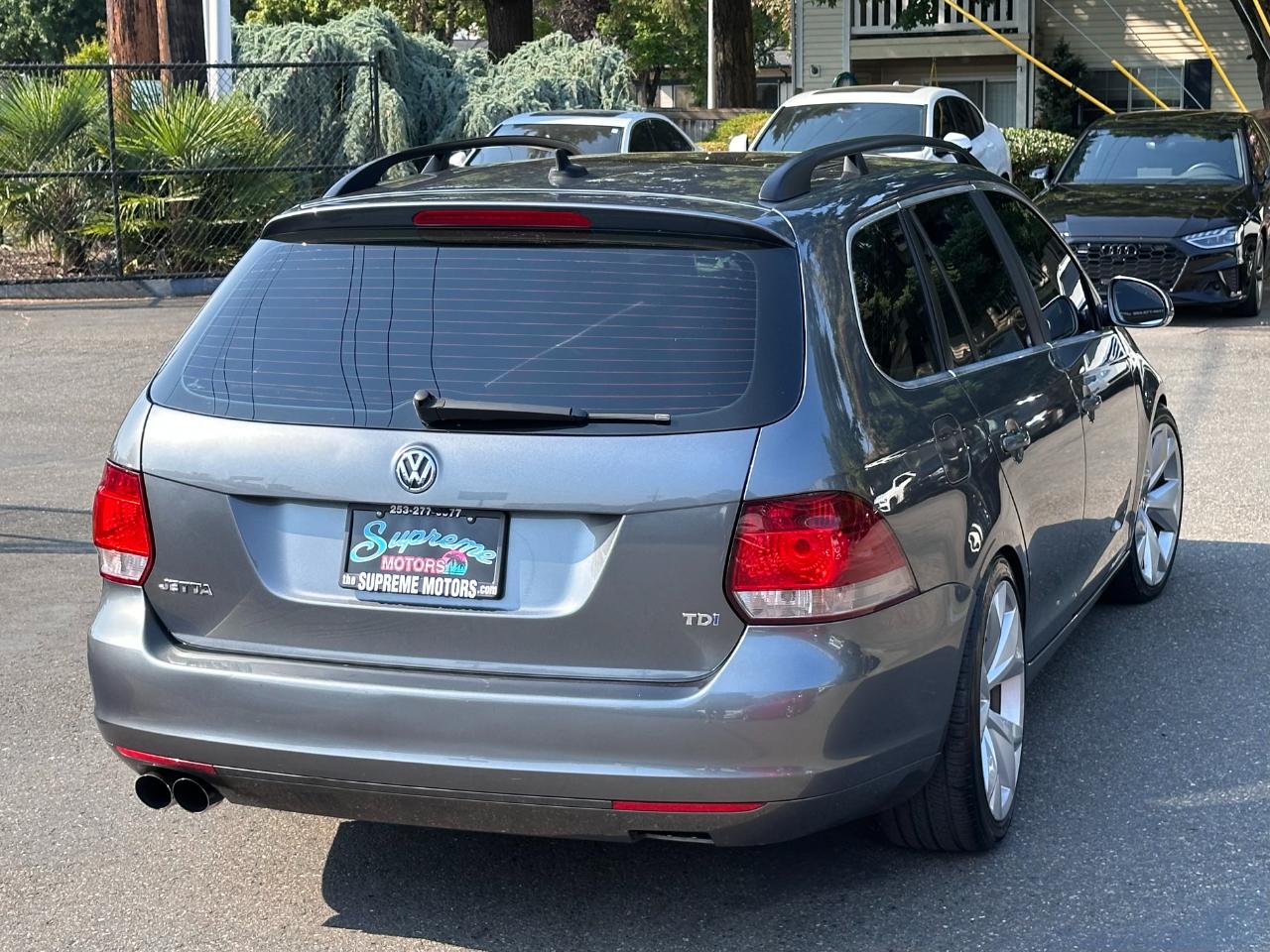 Volkswagen Jetta SportWagen 4dr Manual TDI 2014
