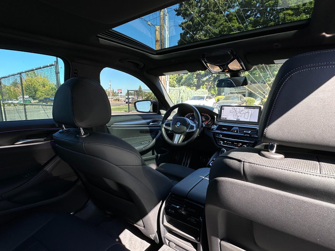 BMW 5 Series  2021