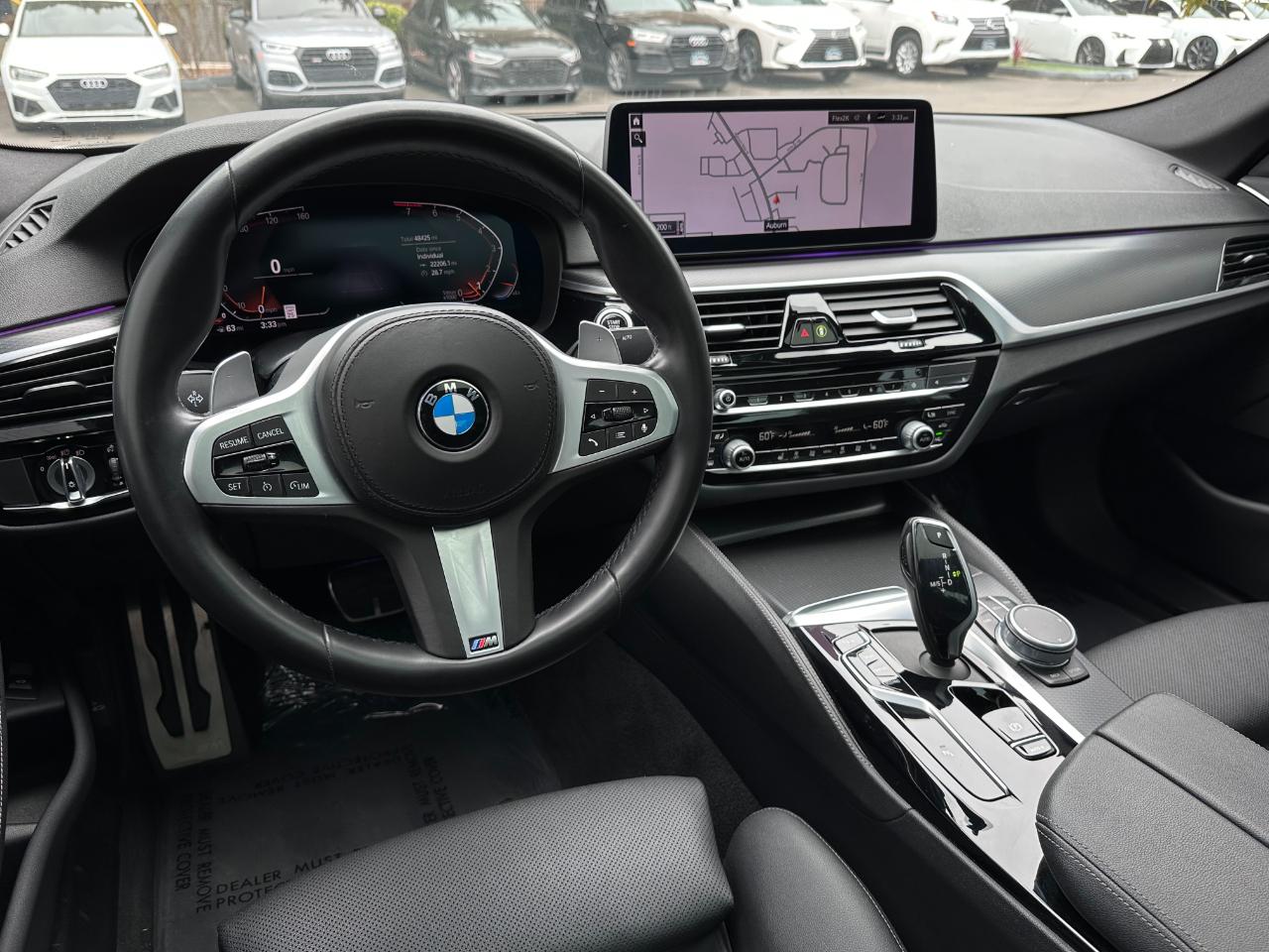 BMW 5 Series  2021