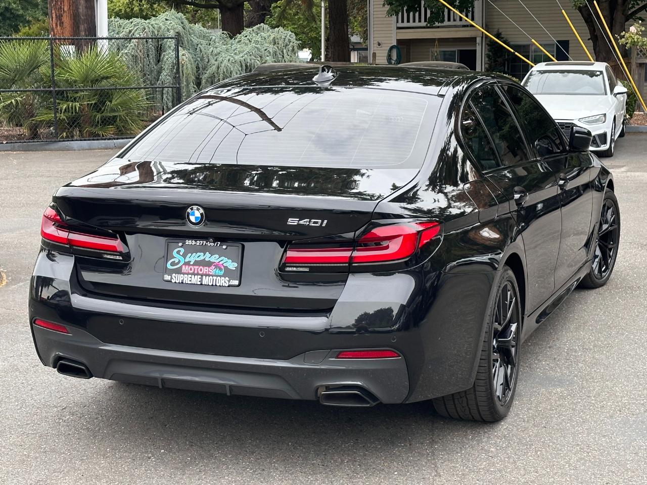 BMW 5 Series  2021