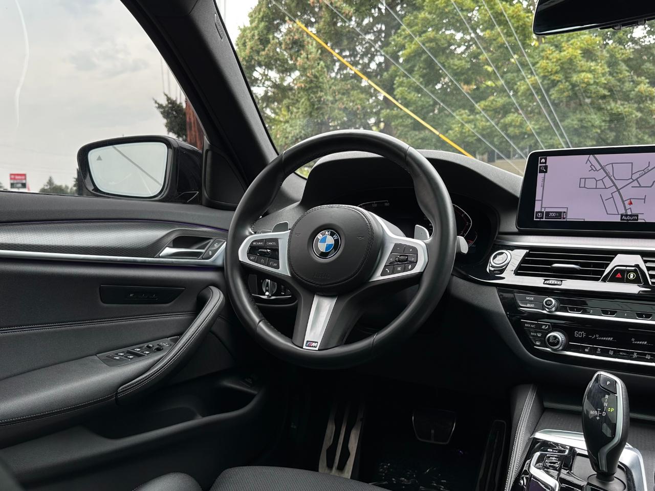 BMW 5 Series  2021