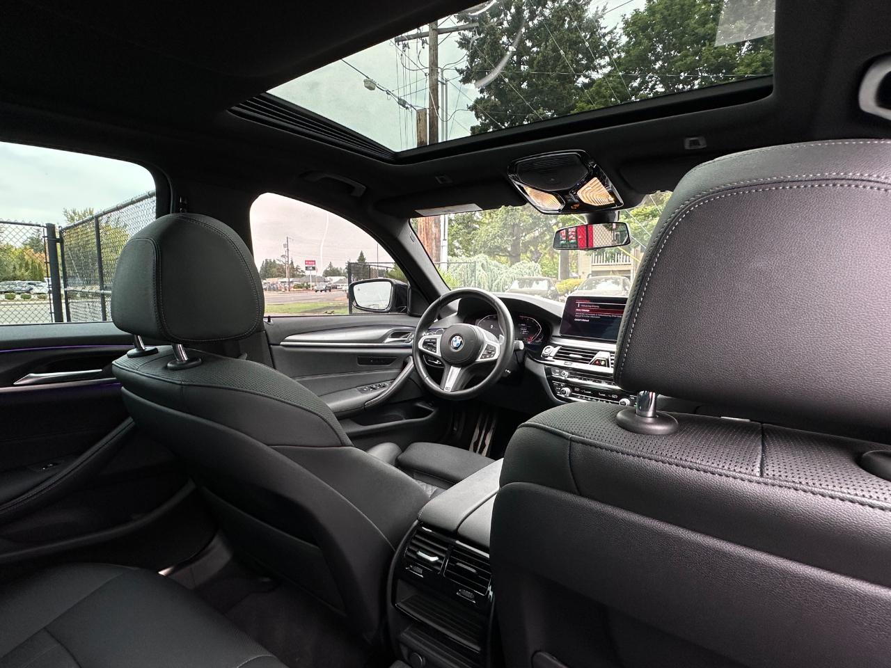 BMW 5 Series  2021
