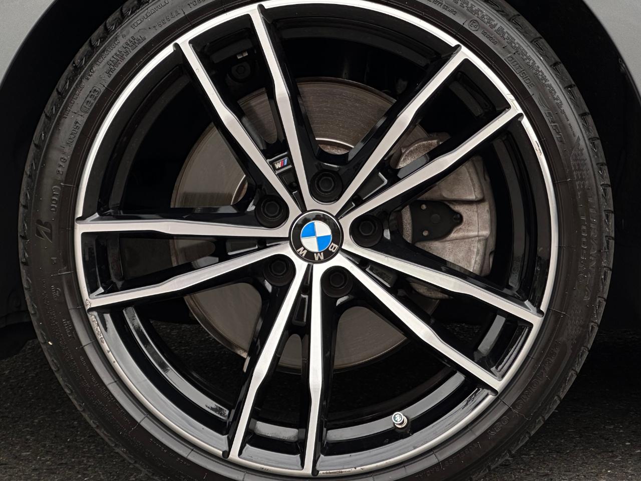 BMW 3 Series  2023