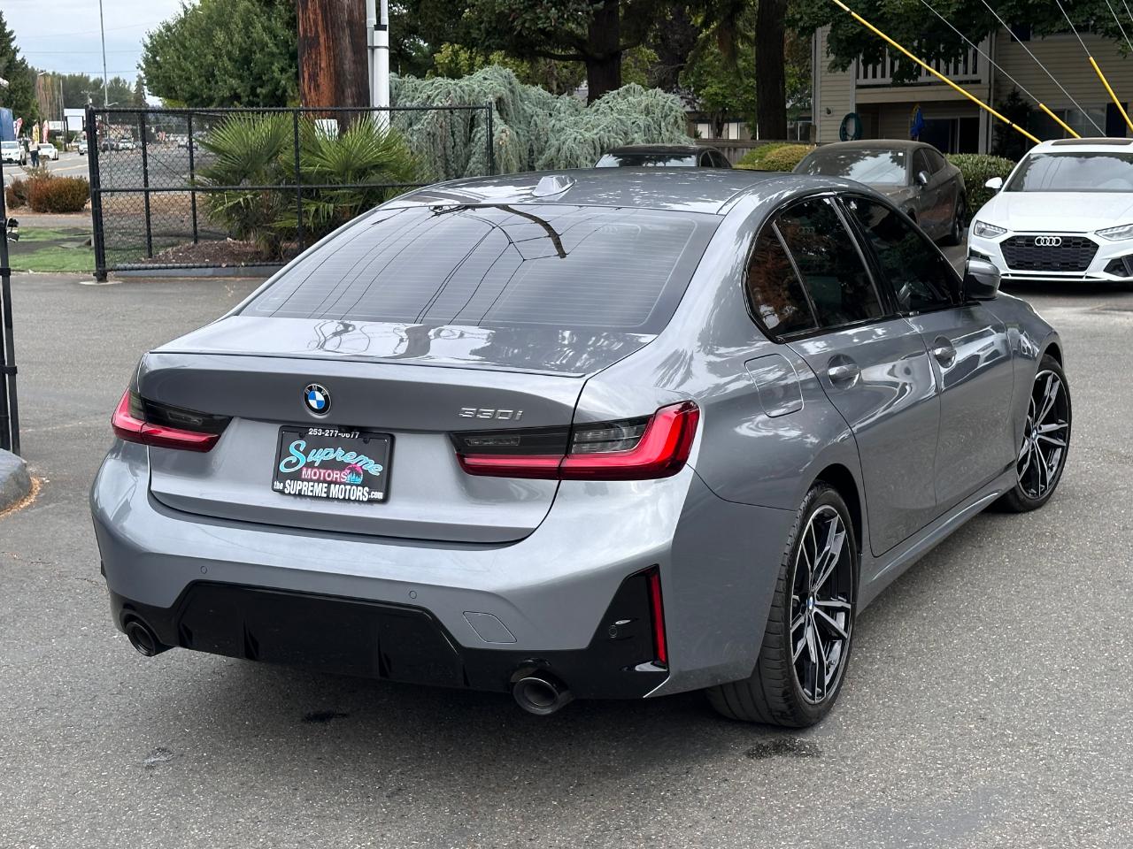 BMW 3 Series  2023