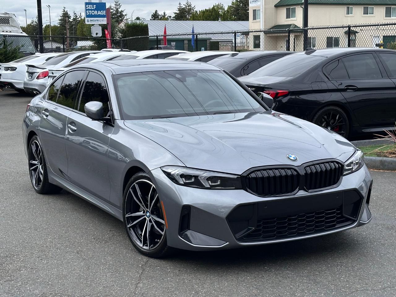 BMW 3 Series  2023