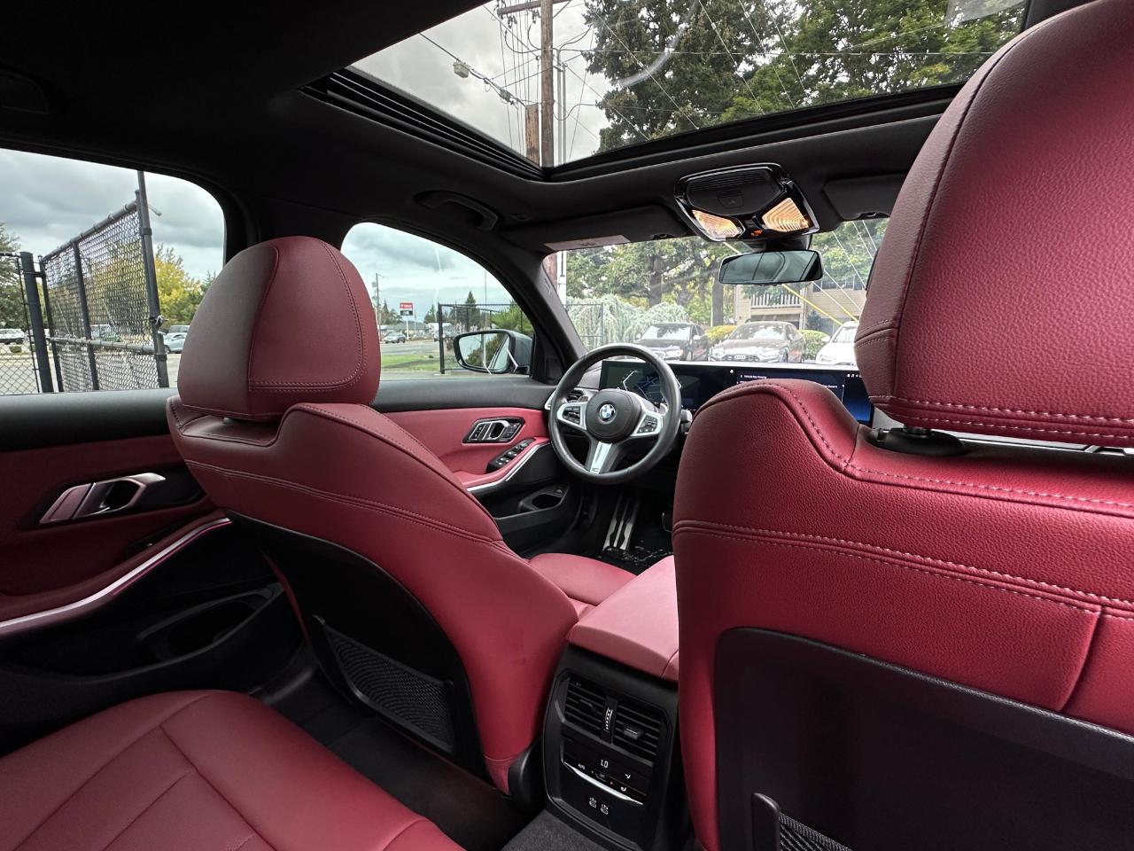 BMW 3 Series  2023