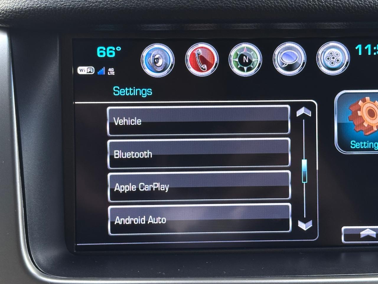 Chevrolet Tahoe 4WD 4dr Premier 2019