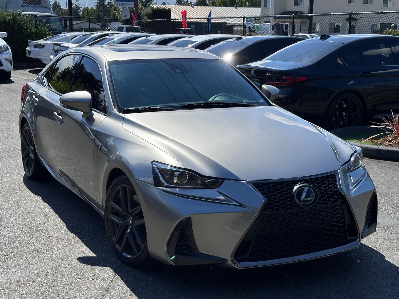 Lexus IS IS Turbo RWD 2017