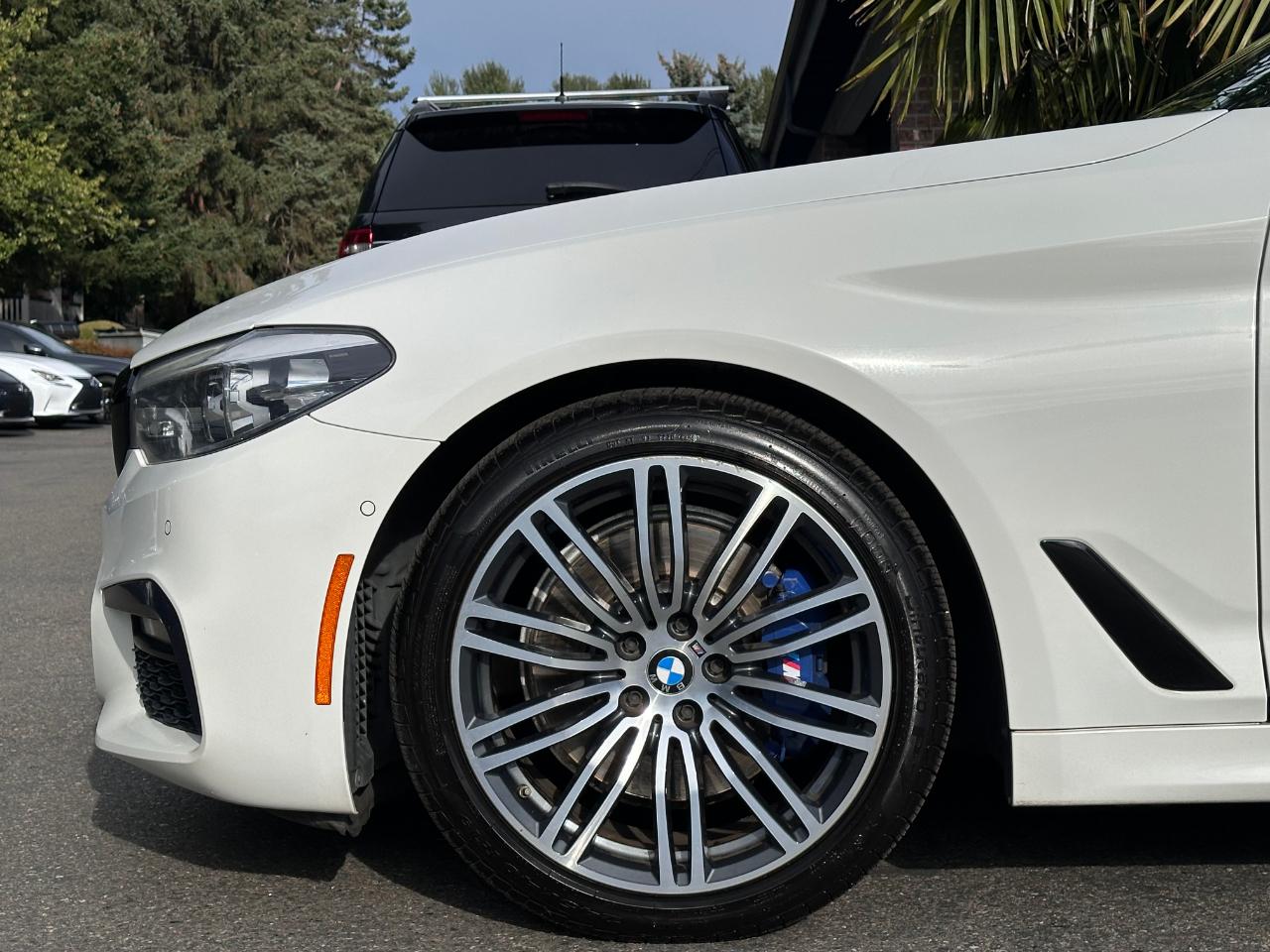 BMW 5 Series 540i Sedan 2019