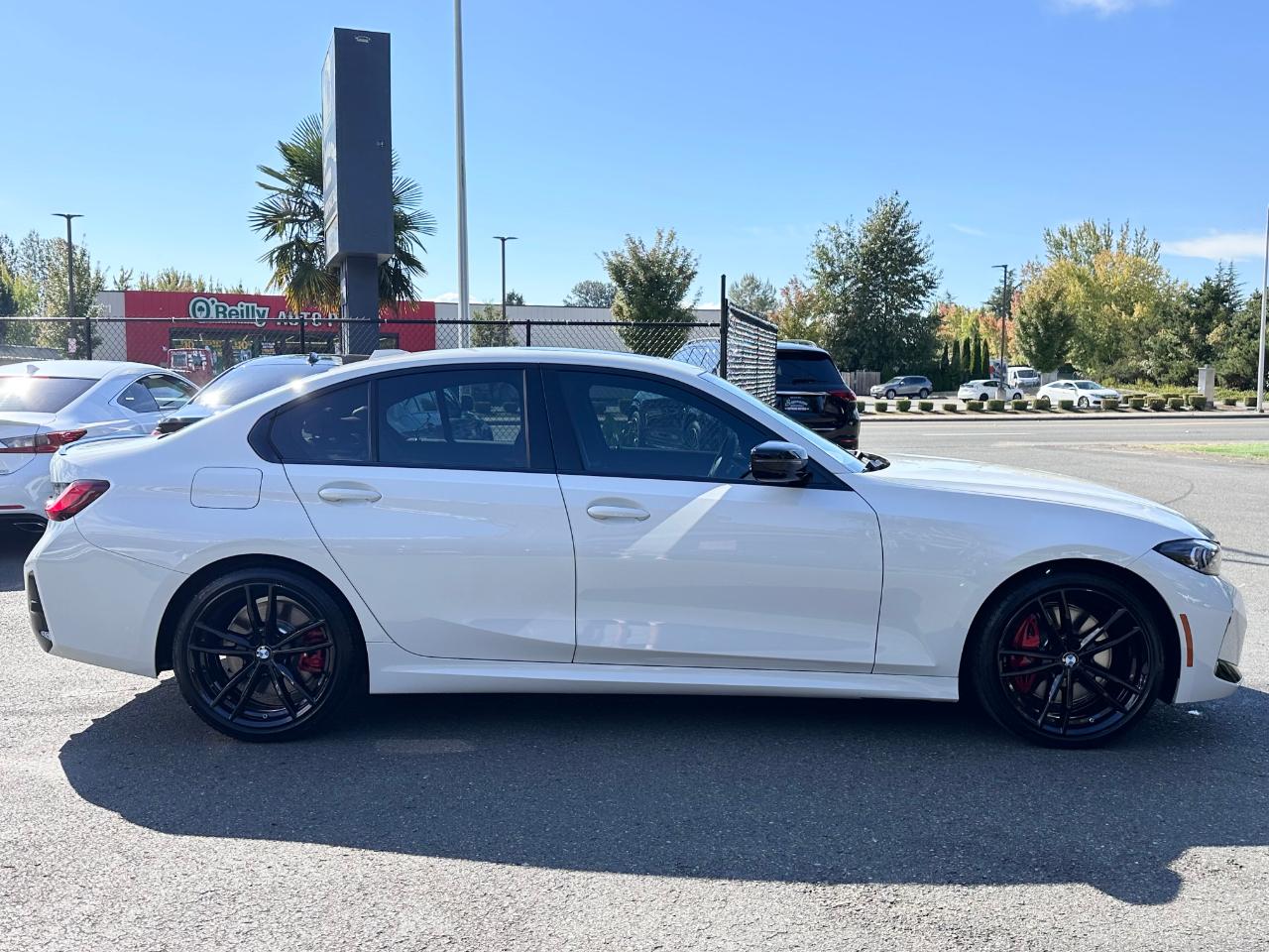 BMW 3 Series 330i Sedan 2024