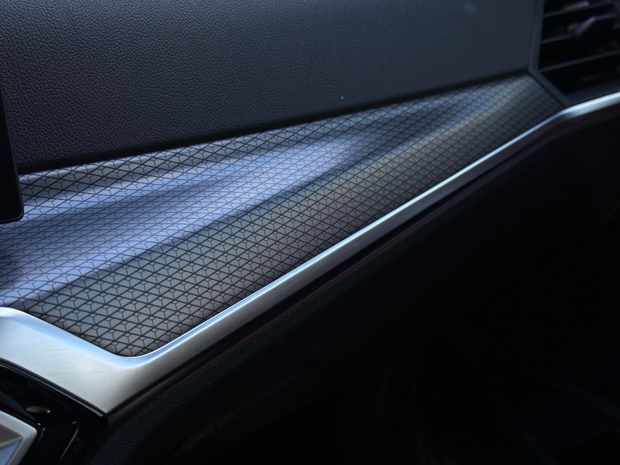 BMW 3 Series 330i Sedan 2024