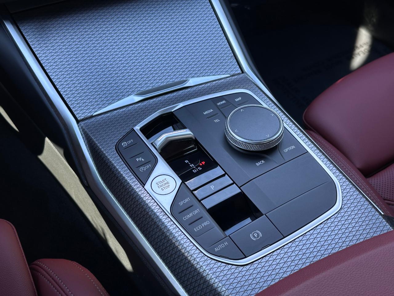 BMW 3 Series 330i Sedan 2024
