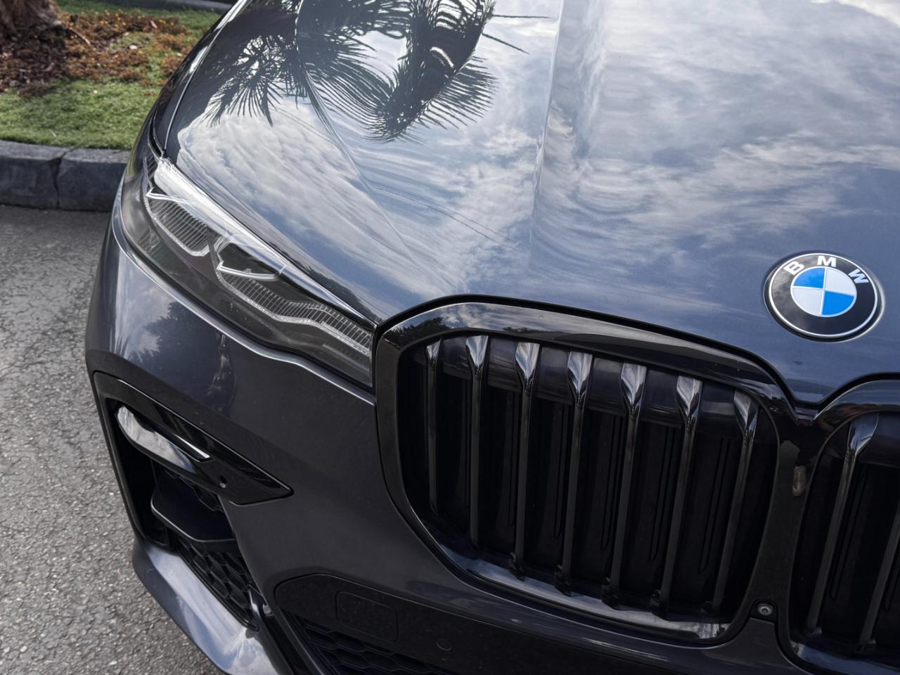 BMW X7 xDrive40i Sports Activity Vehicle 2022