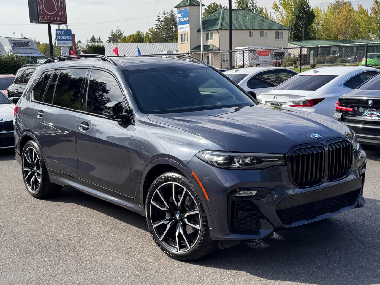 BMW X7 xDrive40i Sports Activity Vehicle 2022