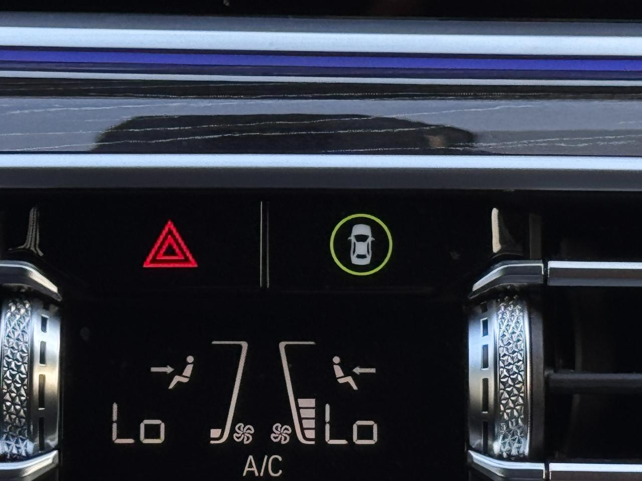 BMW X7 xDrive40i Sports Activity Vehicle 2022